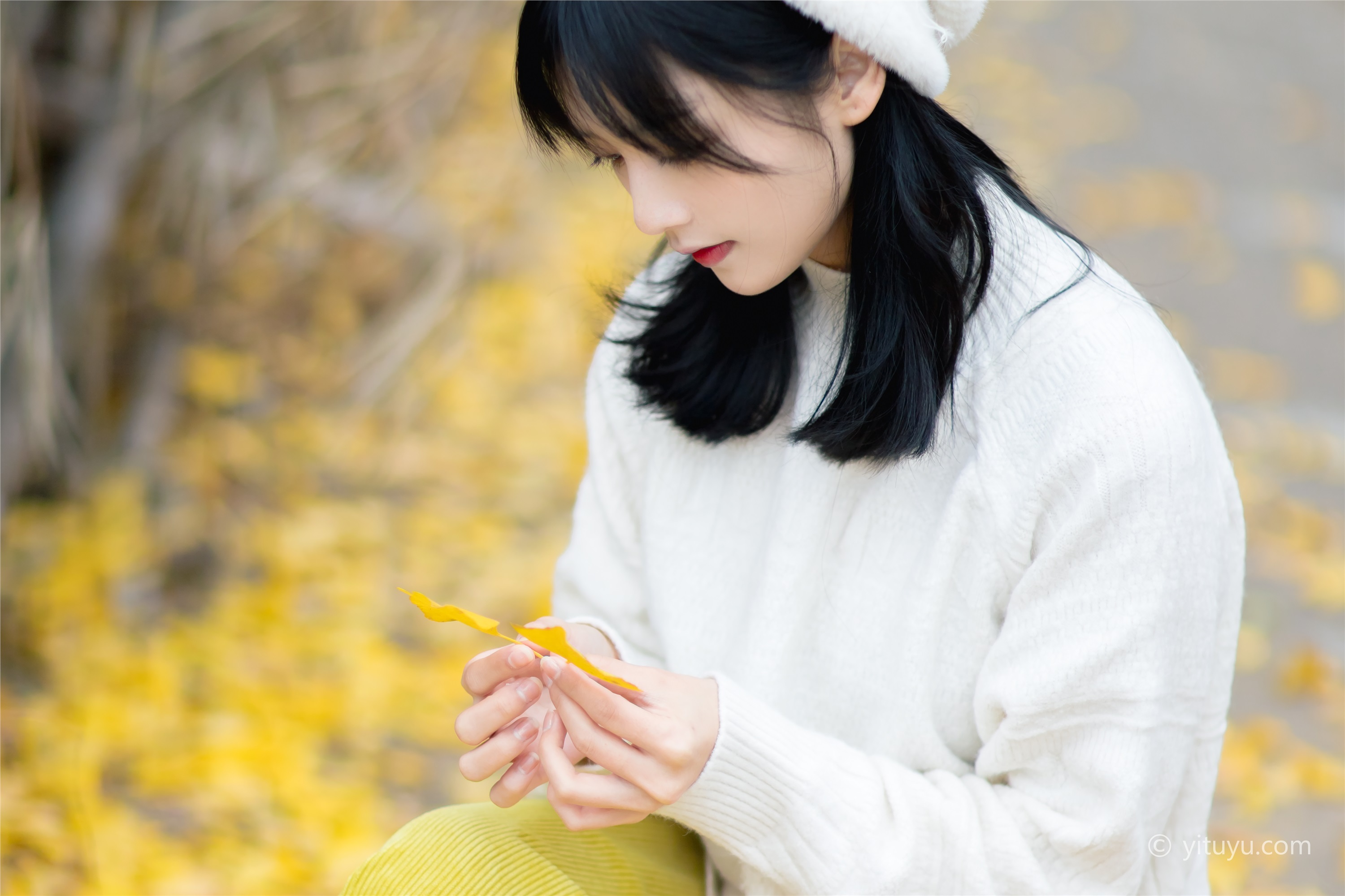 YITUYU艺图语 2021.08.14 银杏之恋 雨文